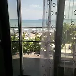 Prado Hotel 3*