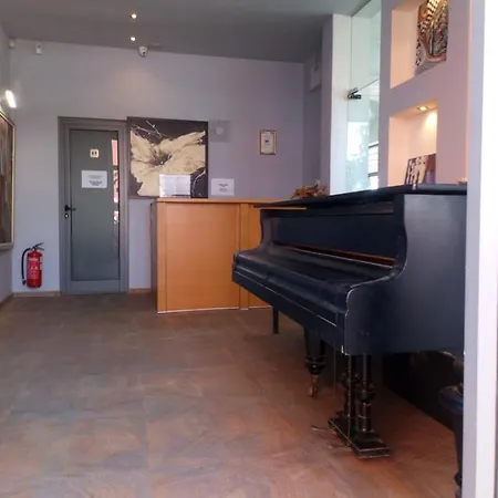 Prado Hotel