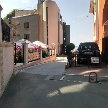Hotel Prado