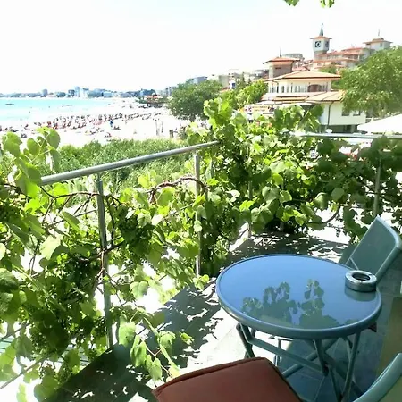 Prado Слънчев бряг