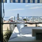 Prado Hotel 3*