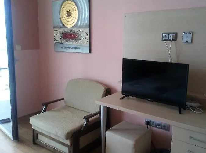 Prado Готель 3*